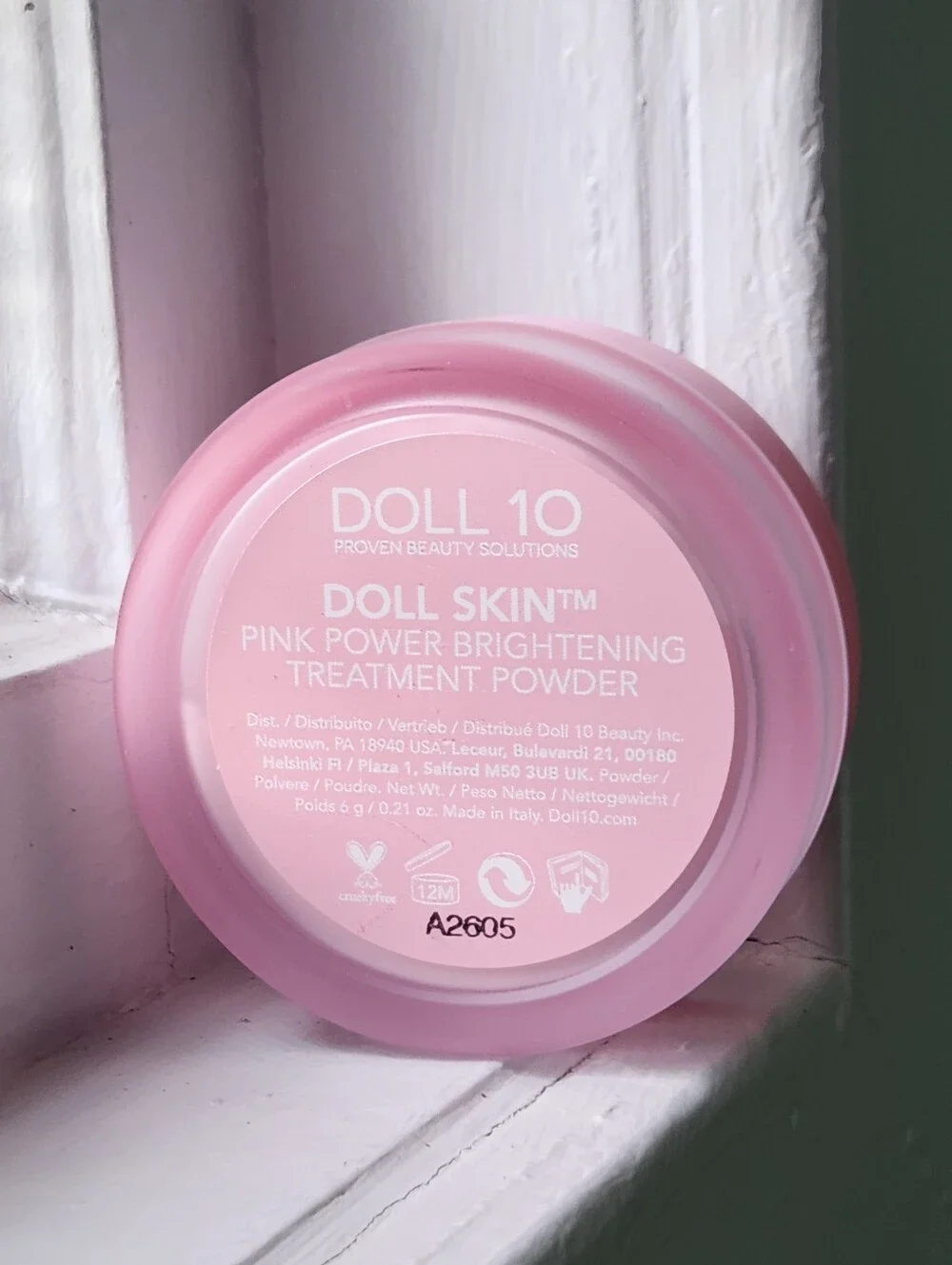 NIB DOLL 10 DOLL SKIN PINK POWER BRIGHTENING POWDER